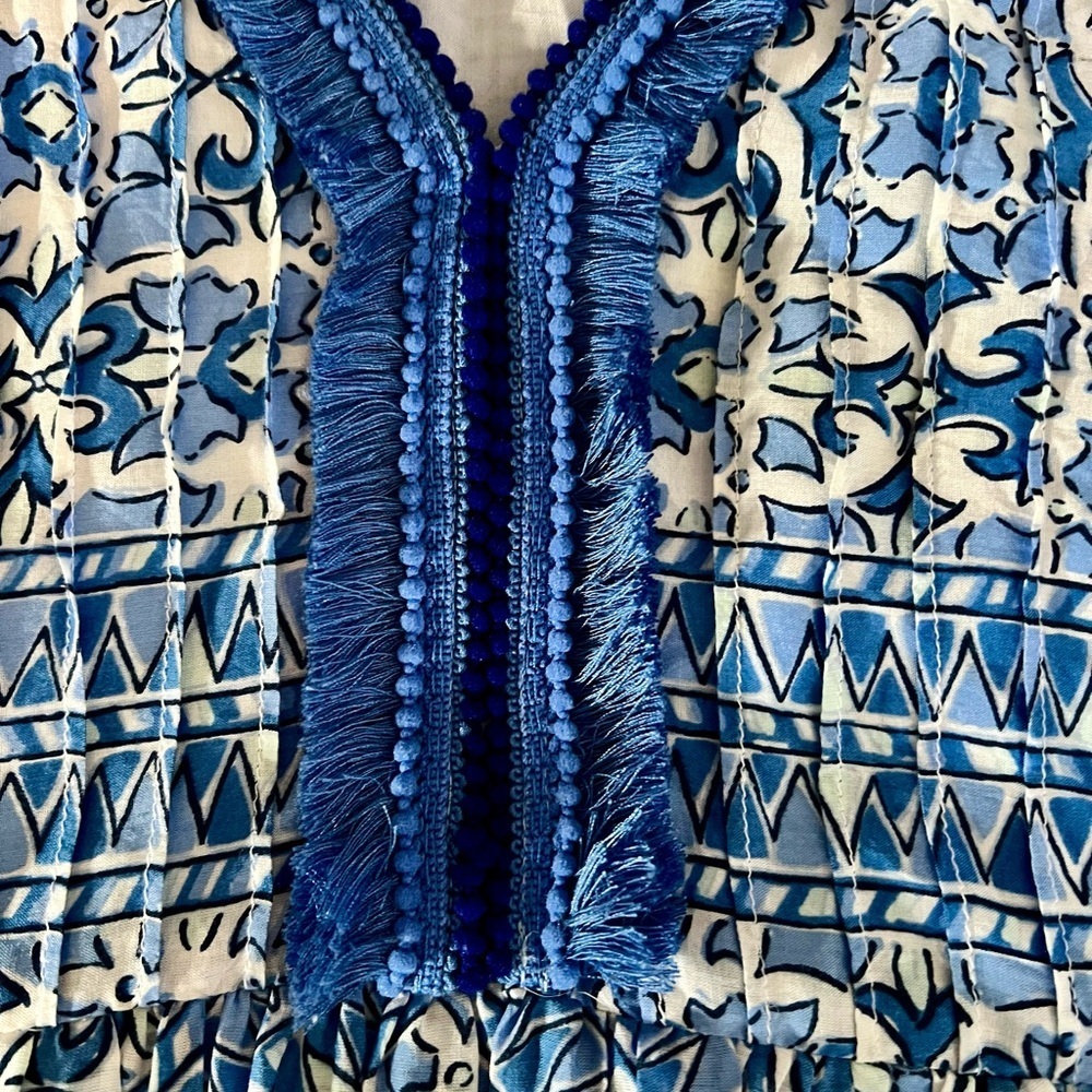 Vineyard Vines Blue Tile Scarf Print Tassel Trim Flutter Sleeve Dress Medium - Picture 2 of 6